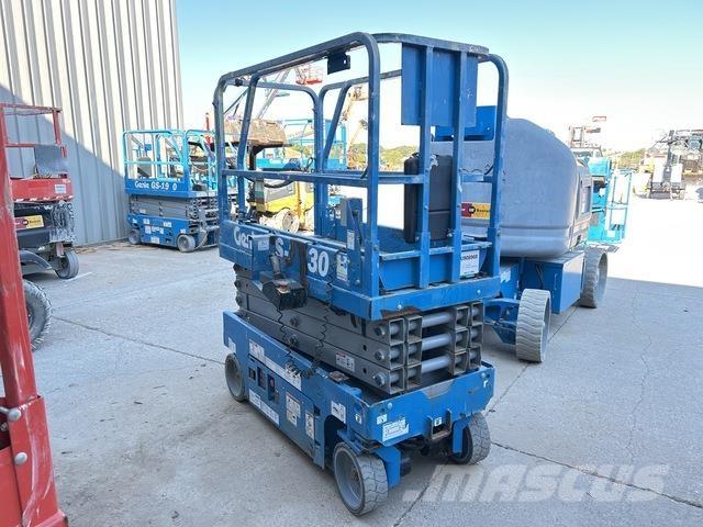 Genie GS-1930 Škaraste platforme