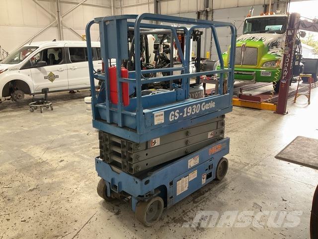 Genie GS-1930 Škaraste platforme