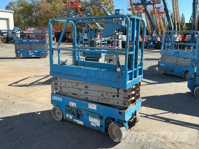 Genie GS-1930 Škaraste platforme