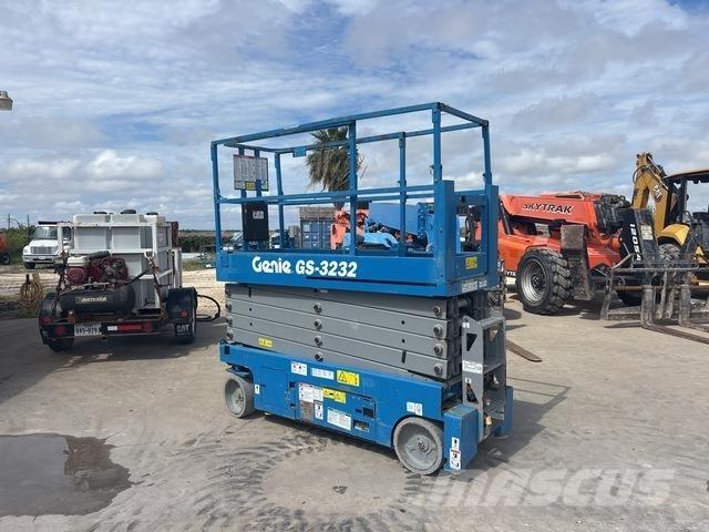Genie GS-3232 Škaraste platforme