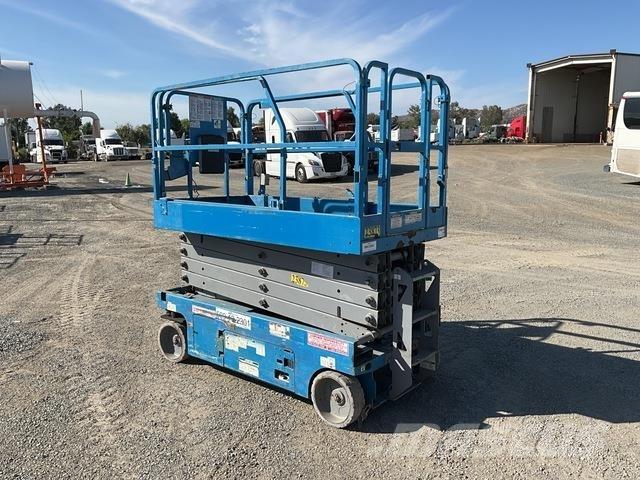 Genie GS-3246 Škaraste platforme