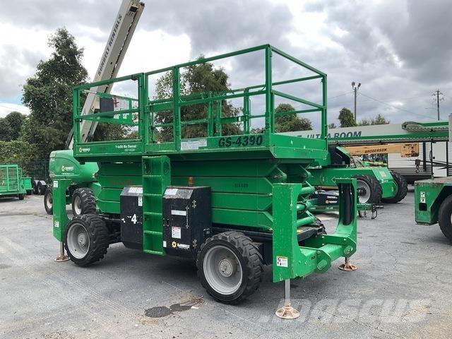 Genie GS-4390 Škaraste platforme