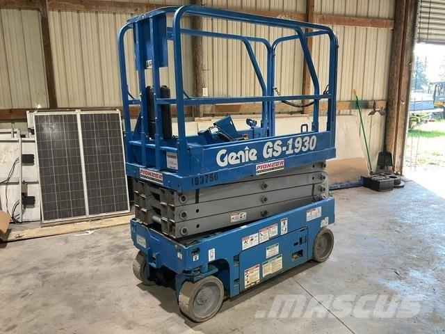 Genie GS1930 Škaraste platforme