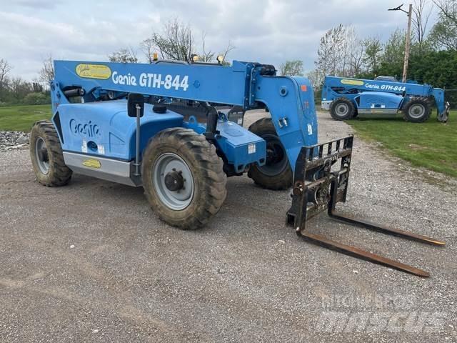 Genie GTH-844 Teleskopski viličari