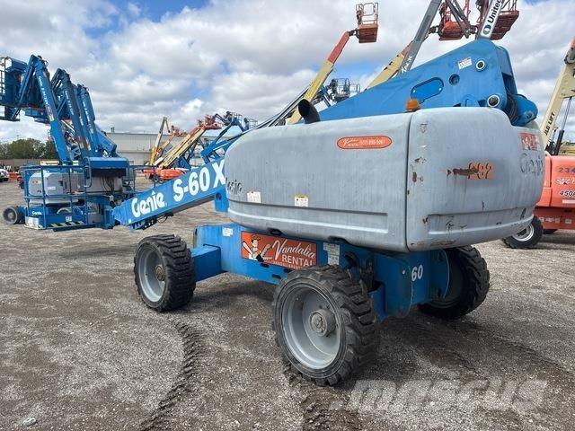 Genie S-60X Teleskopske podizne platforme