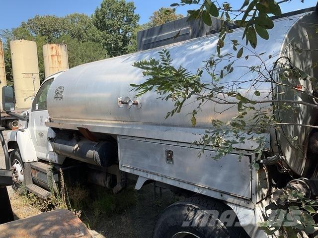 GMC 7500 Kamioni mikseri za beton