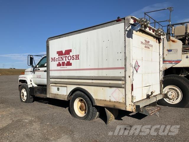 GMC C6500 Kamioni cisterne