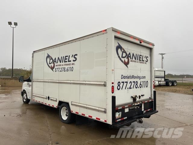 GMC Savana Sanduk kamioni