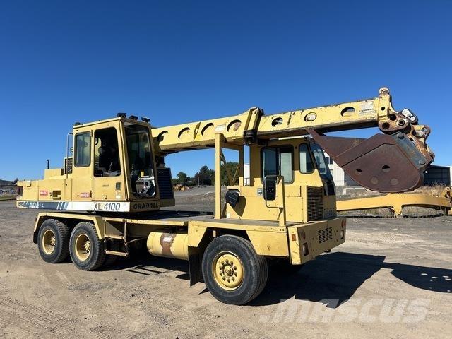 Gradall XL4100 Bageri na kotačima