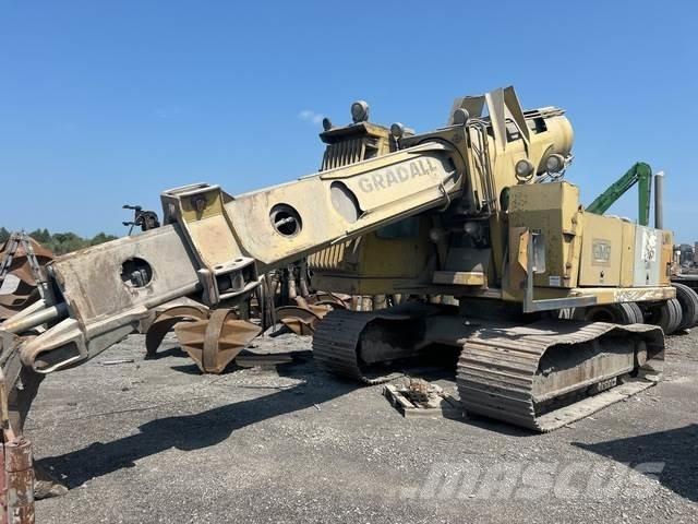 Gradall XL5210 Bageri gusjeničari