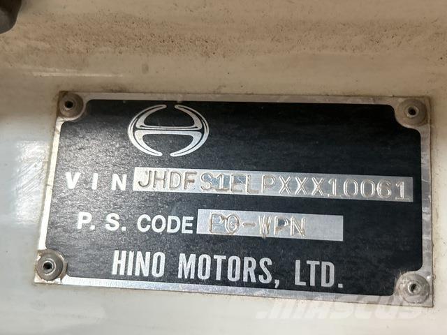 Hino 1ELPG-WPN Traktorske jedinice