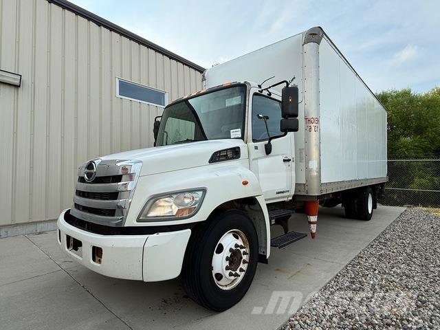 Hino 268 Sanduk kamioni