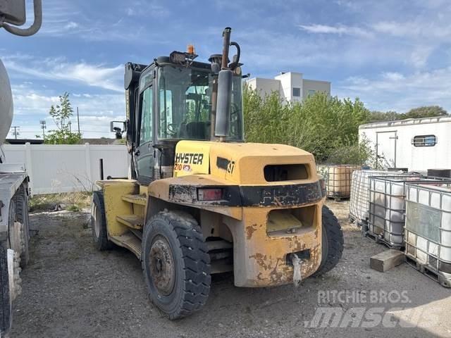 Hyster H210HD Terenski viličar