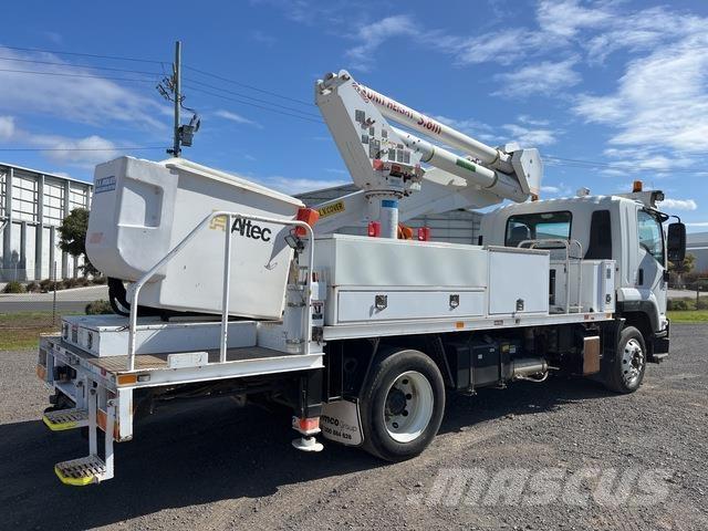 Isuzu FTR900 Auto košare