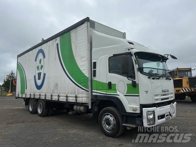 Isuzu FVR950M Kamioni sa ceradom