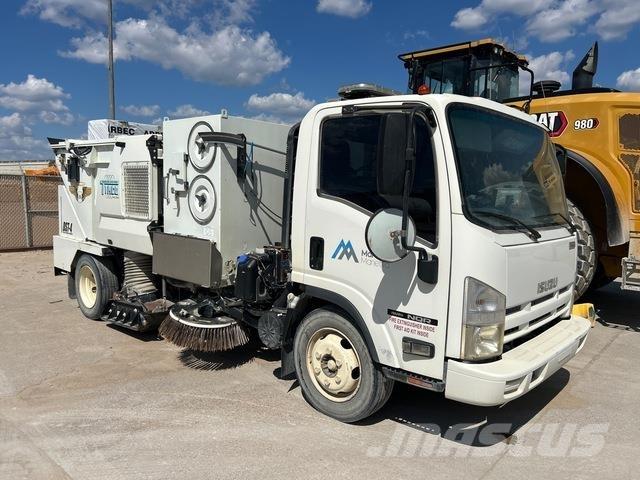 Isuzu NQR Kamioni za čišćenje ulica