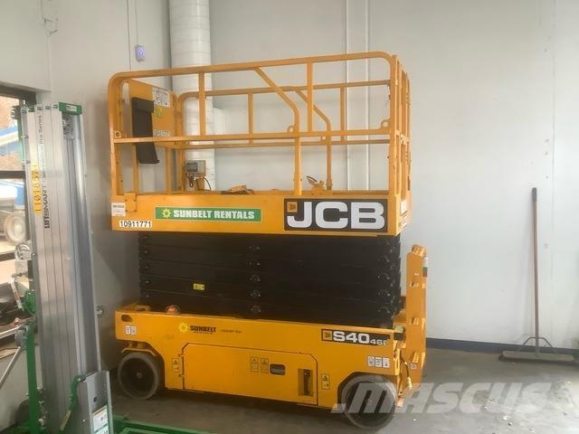 JCB S4046E Škaraste platforme