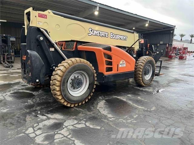 JLG 1055 Teleskopski viličari
