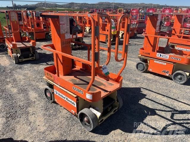 JLG 1230ES Vertikalne radne podizne platforme