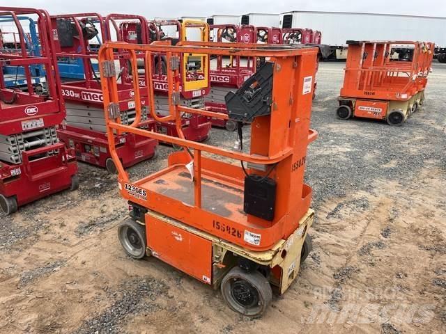 JLG 1230ES Vertikalne radne podizne platforme