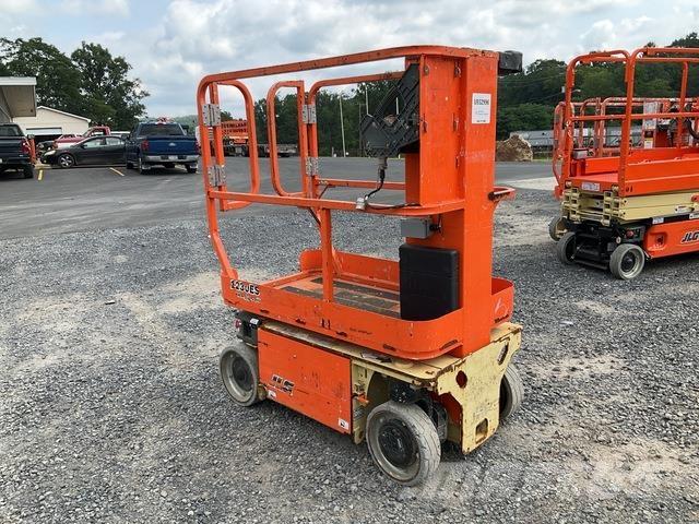 JLG 1230ES Vertikalne radne podizne platforme