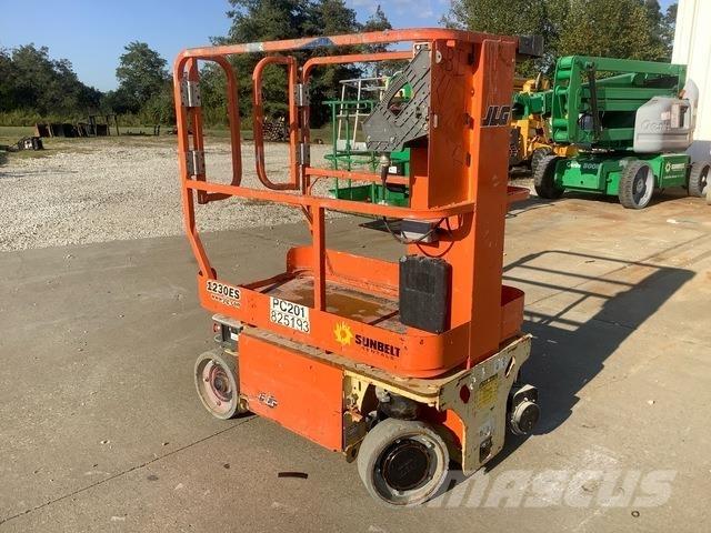 JLG 1230ES Vertikalne radne podizne platforme