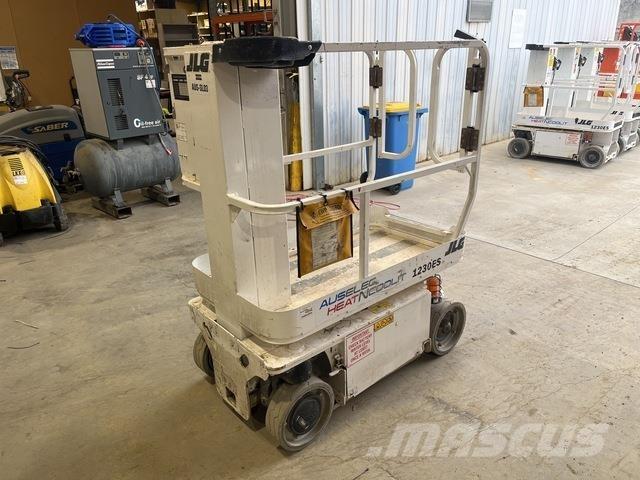 JLG 1230ES Vertikalne radne podizne platforme