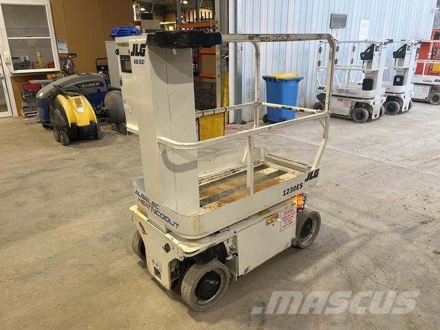JLG 1230ES Vertikalne radne podizne platforme