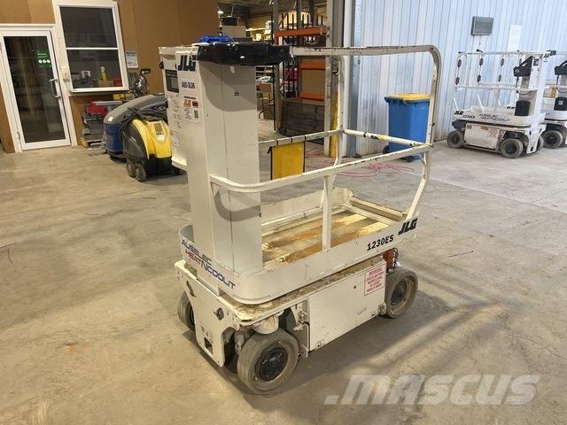 JLG 1230ES Vertikalne radne podizne platforme