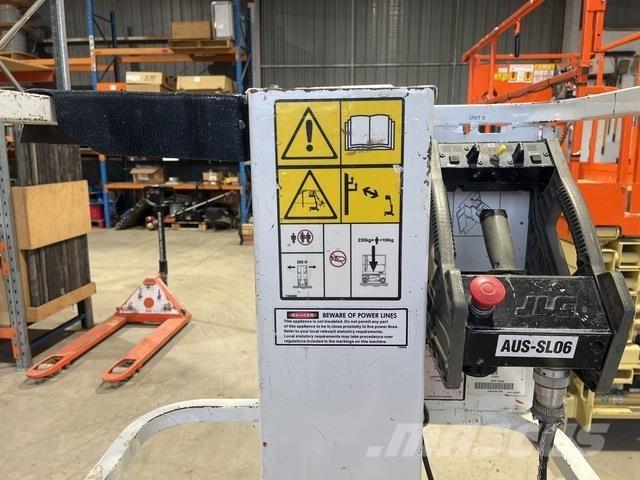 JLG 1230ES Vertikalne radne podizne platforme