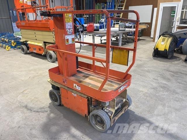 JLG 1230ES Vertikalne radne podizne platforme