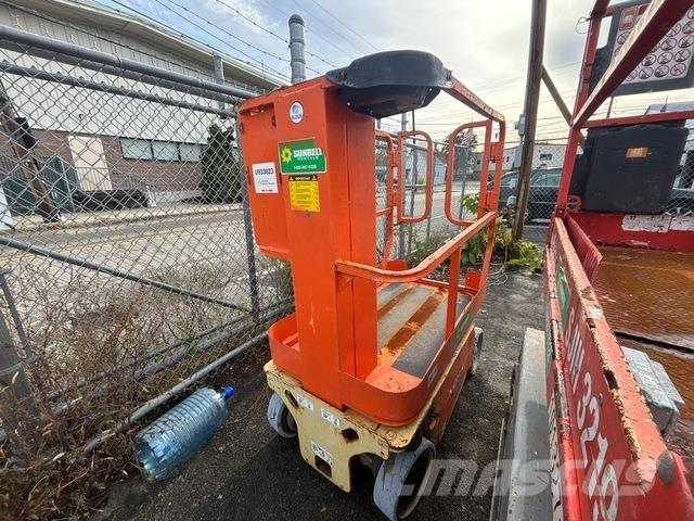 JLG 1230ES Vertikalne radne podizne platforme