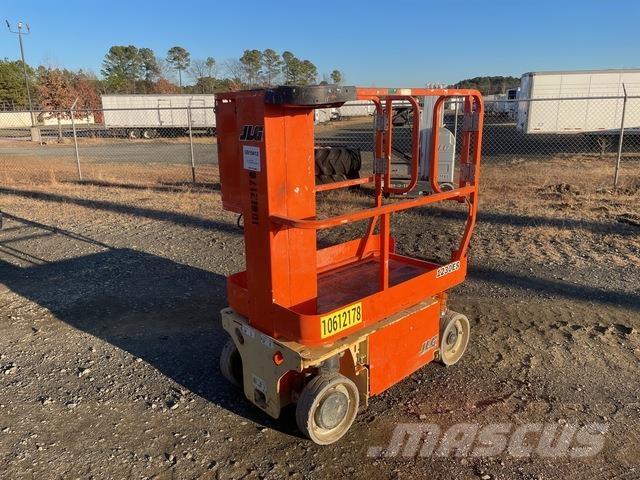 JLG 1230ES Vertikalne radne podizne platforme