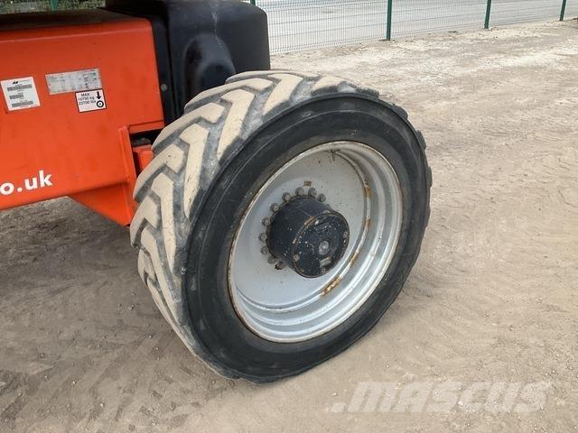 JLG 1250AJ Zglobne podizne platforme