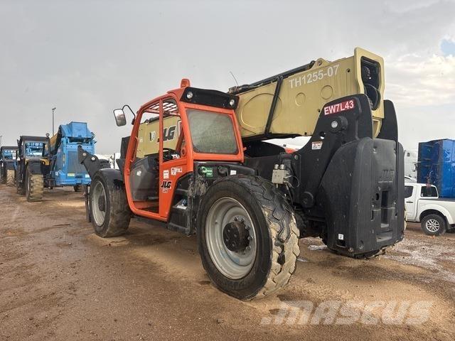 JLG 1255 Teleskopski viličari