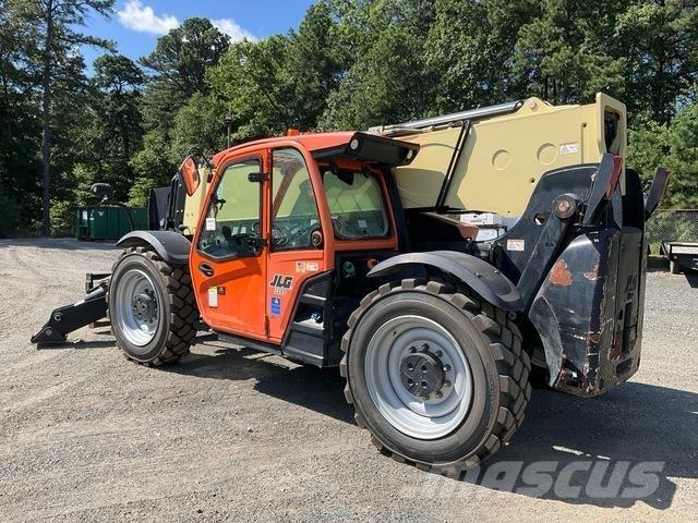 JLG 1255 Teleskopski viličari