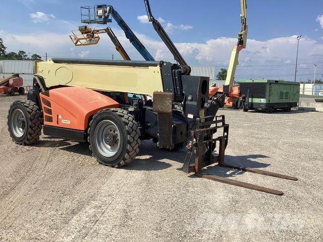 JLG 1255 Teleskopski viličari