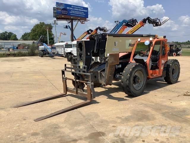 JLG 1255 Teleskopski viličari
