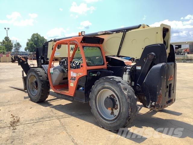 JLG 1255 Teleskopski viličari