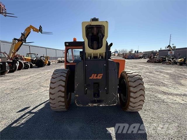 JLG 1255 Teleskopski viličari
