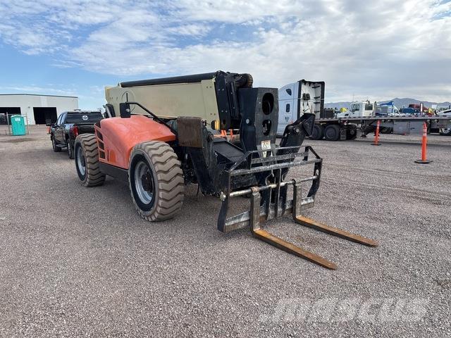 JLG 1255 Teleskopski viličari