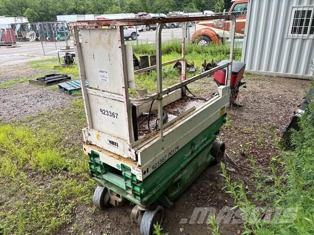 JLG 1930 ES Škaraste platforme