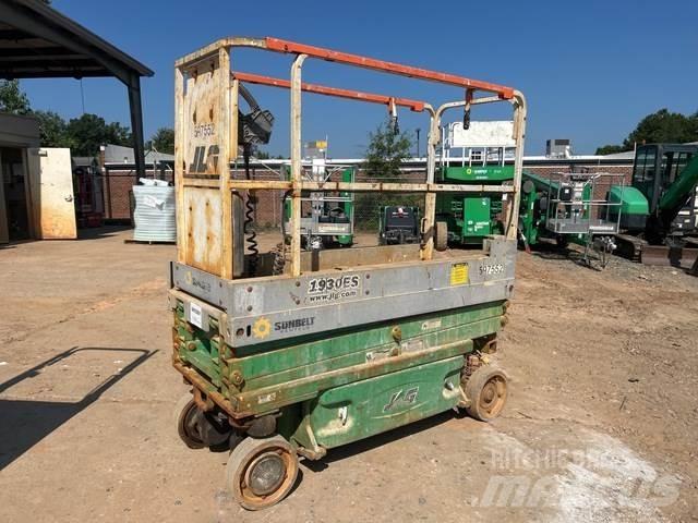JLG 1930 ES Škaraste platforme
