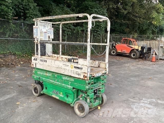 JLG 1930 ES Škaraste platforme