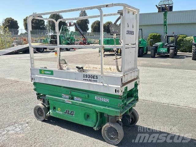 JLG 1930ES Škaraste platforme