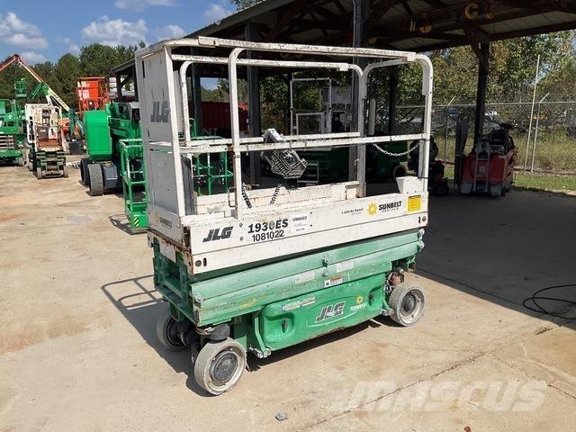 JLG 1930ES Škaraste platforme