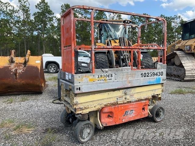 JLG 1930ES Škaraste platforme