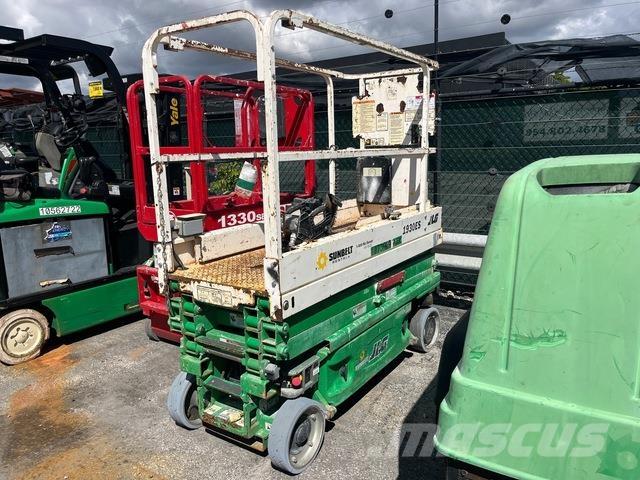 JLG 1930ES Škaraste platforme