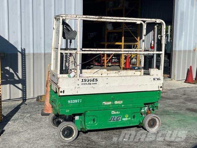 JLG 1930ES Škaraste platforme