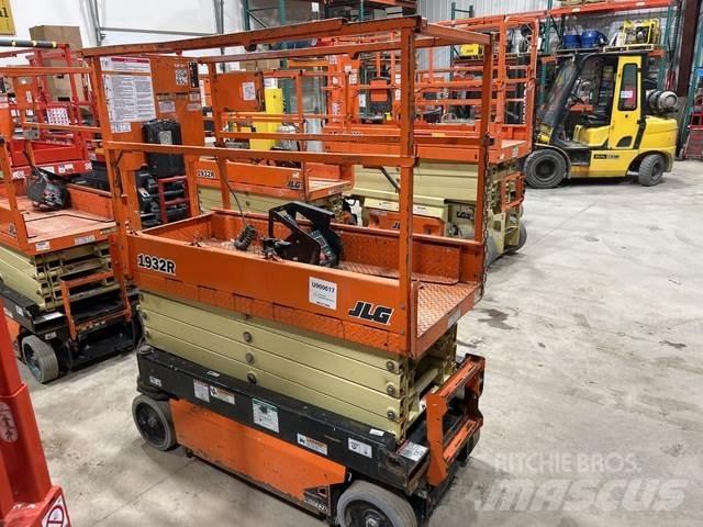 JLG 1932R Škaraste platforme